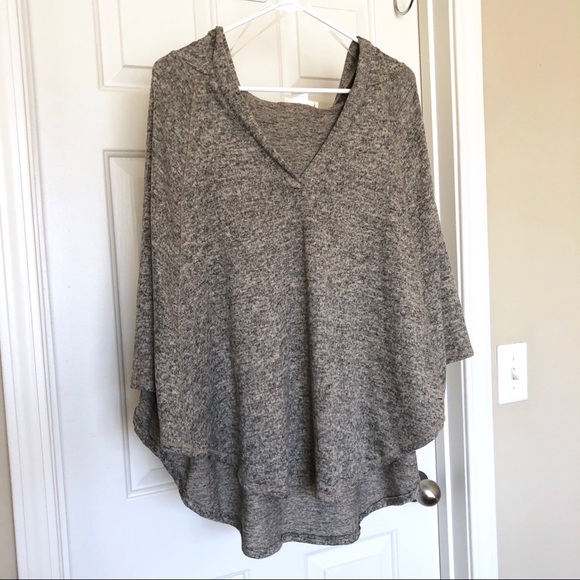 NEW! • Mocha Taupe Hooded Boho Poncho Top - Picture 2 of 3